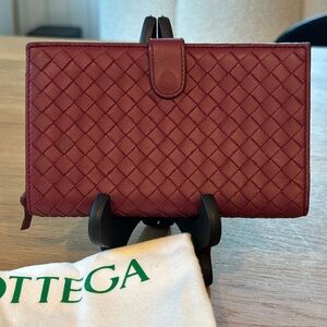 Bottega Veneta Intrecciato Wallet in Brick Red